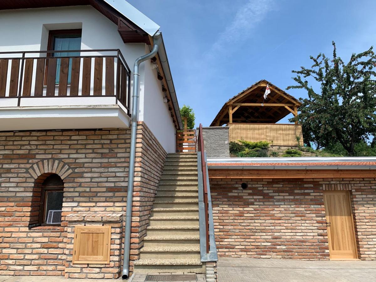 Villa Ubytovani U Lisaka Foxe Bulhary Exterior foto